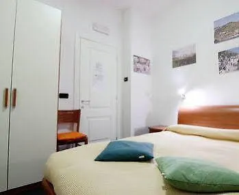 蒙特威尔第度假酒店 招待所 斯培西亚